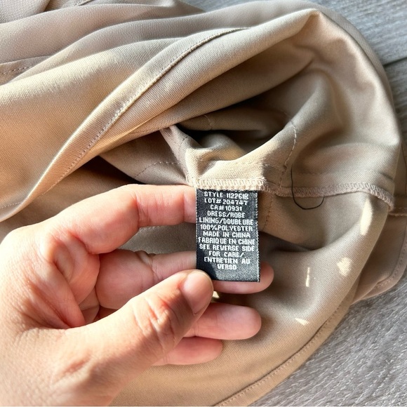 Laura CHAMPAGNE Sequins Ruffled Stretch Shift Evening Dress - Picture 10 of 12